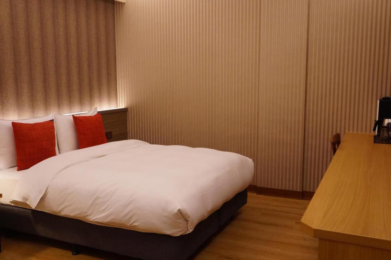 EG Hostel Nantou Buitenkant foto